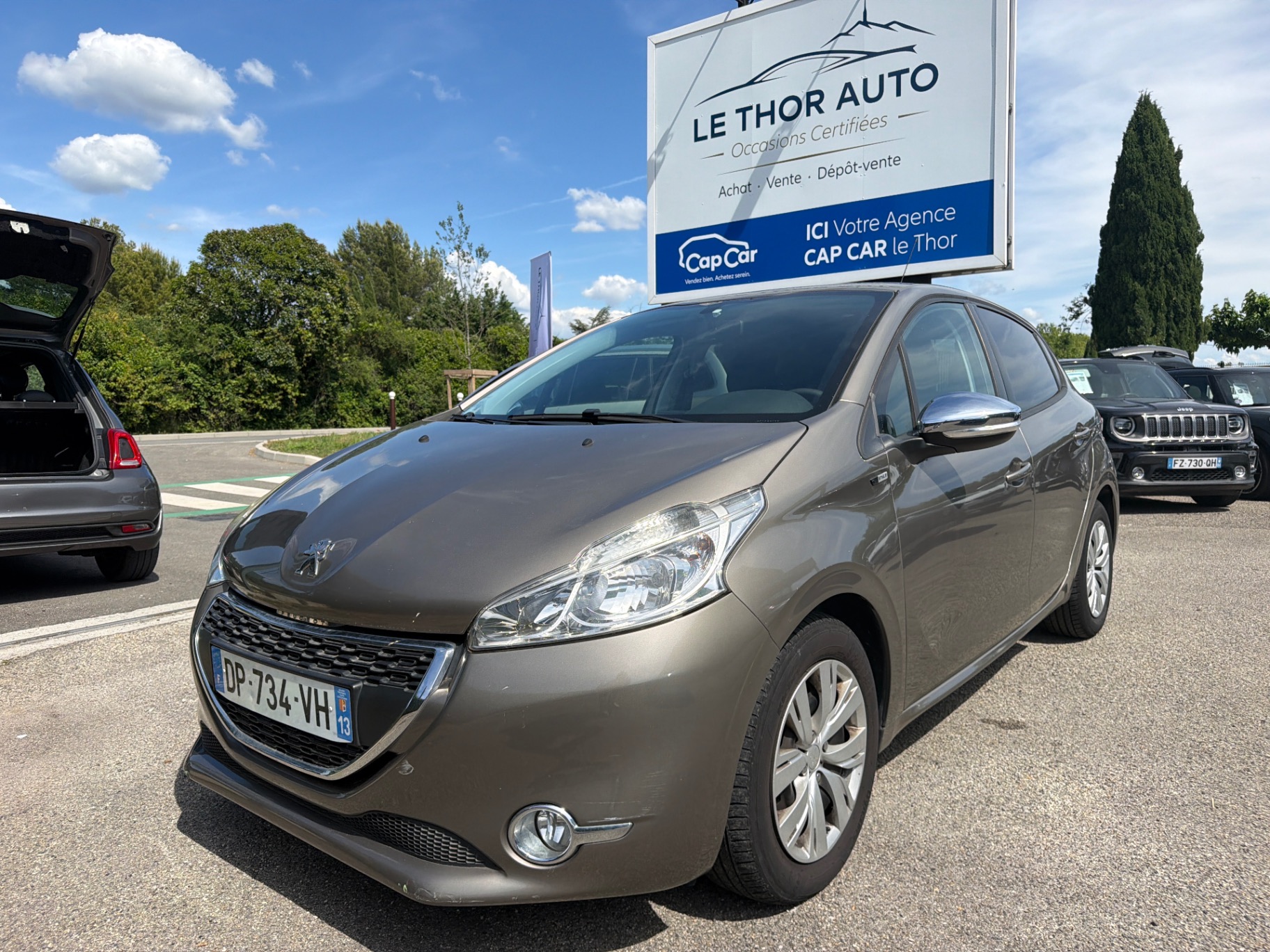 Peugeot 208